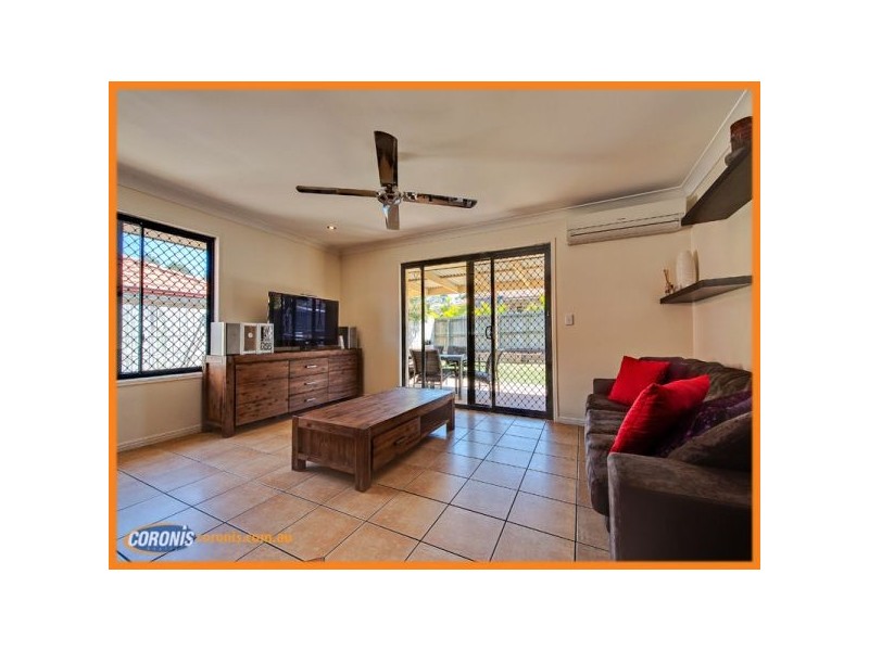 15 Berkshire Place, Springfield Lakes QLD 4300