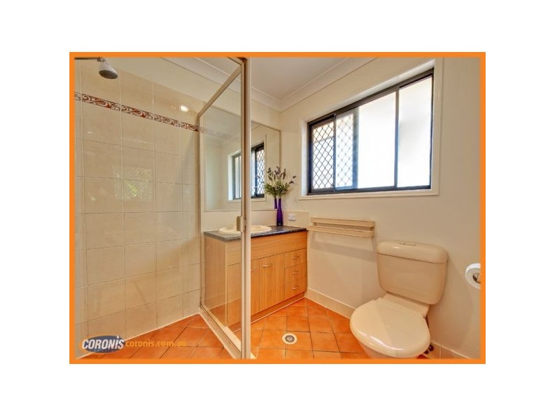 15 Berkshire Place, Springfield Lakes QLD 4300