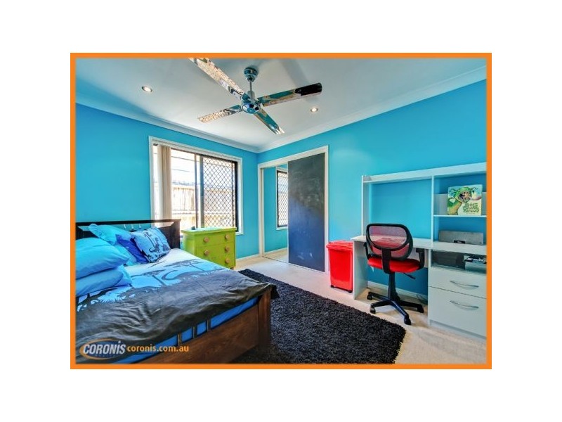 15 Berkshire Place, Springfield Lakes QLD 4300