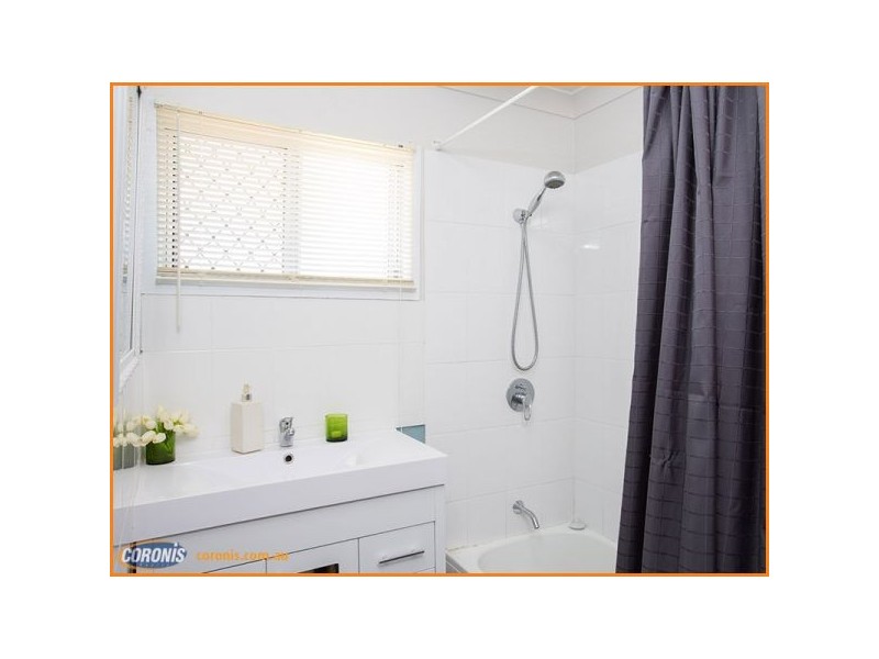 73 Dohles Rocks Road, Kallangur QLD 4503