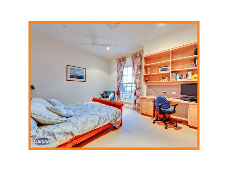 1117 Beechwood Drive, Hope Island QLD 4212