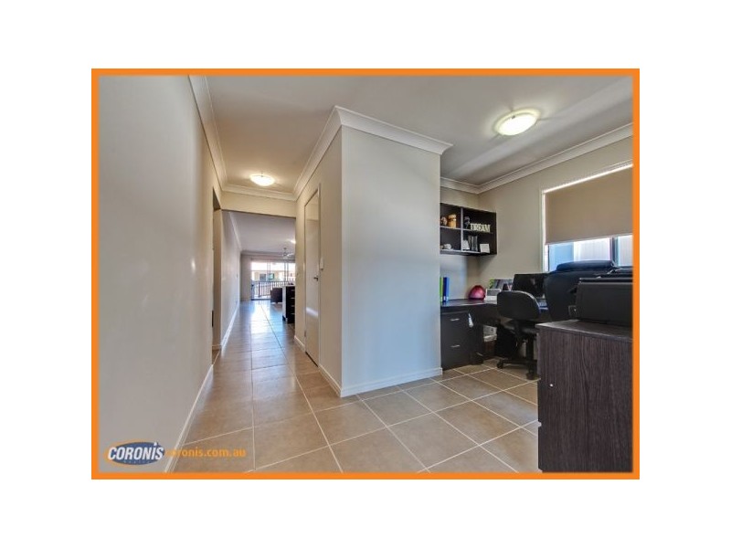 9 Hillsborough Street, Springfield Lakes QLD 4300