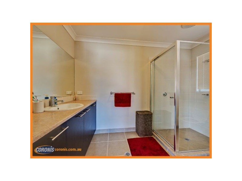 9 Hillsborough Street, Springfield Lakes QLD 4300