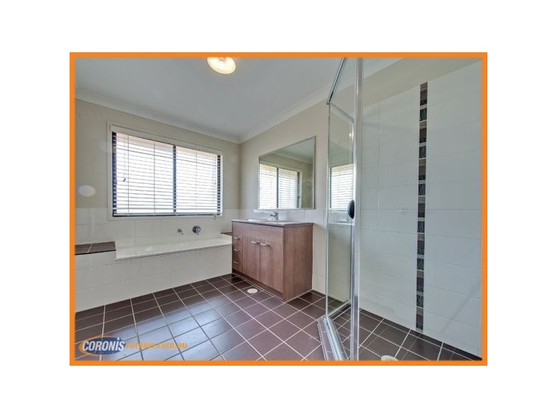 76 Opossum Circuit, Springfield Lakes QLD 4300
