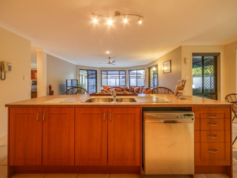 50 Graywillow Blvd, Oxenford QLD 4210