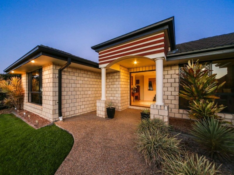 50 Graywillow Blvd, Oxenford QLD 4210