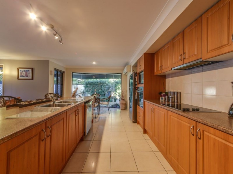 50 Graywillow Blvd, Oxenford QLD 4210