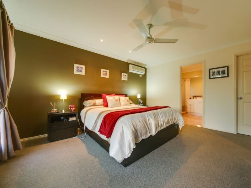 50 Graywillow Blvd, Oxenford QLD 4210