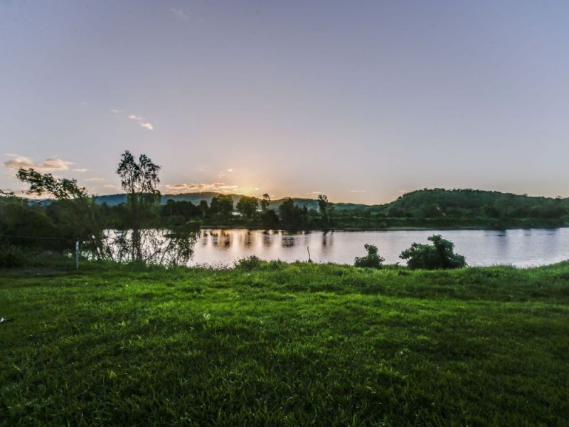 50 Graywillow Blvd, Oxenford QLD 4210