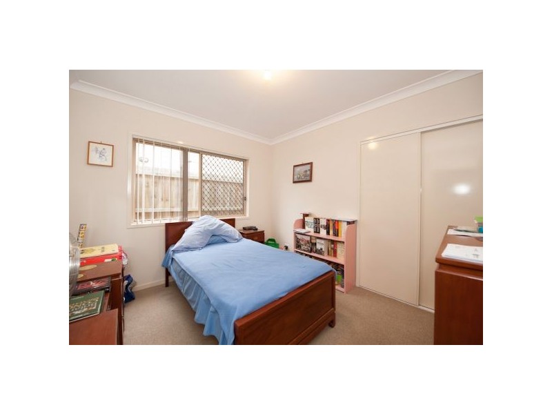 16 Moonbeam Street, Springfield Lakes QLD 4300