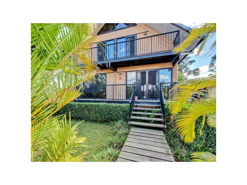 25 Highlands Terrace, Springfield Lakes QLD 4300