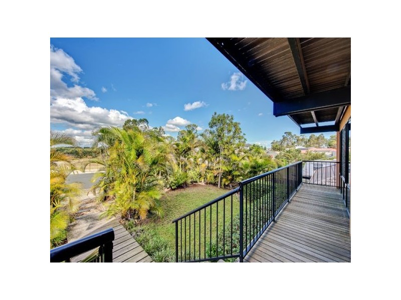 25 Highlands Terrace, Springfield Lakes QLD 4300