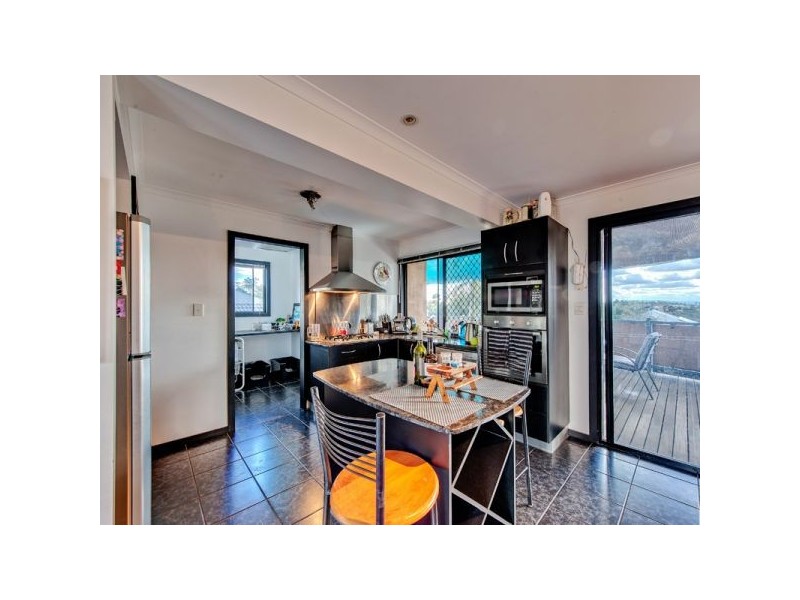 25 Highlands Terrace, Springfield Lakes QLD 4300