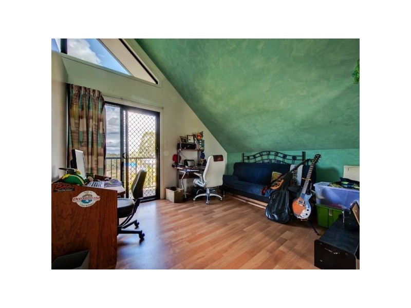 25 Highlands Terrace, Springfield Lakes QLD 4300