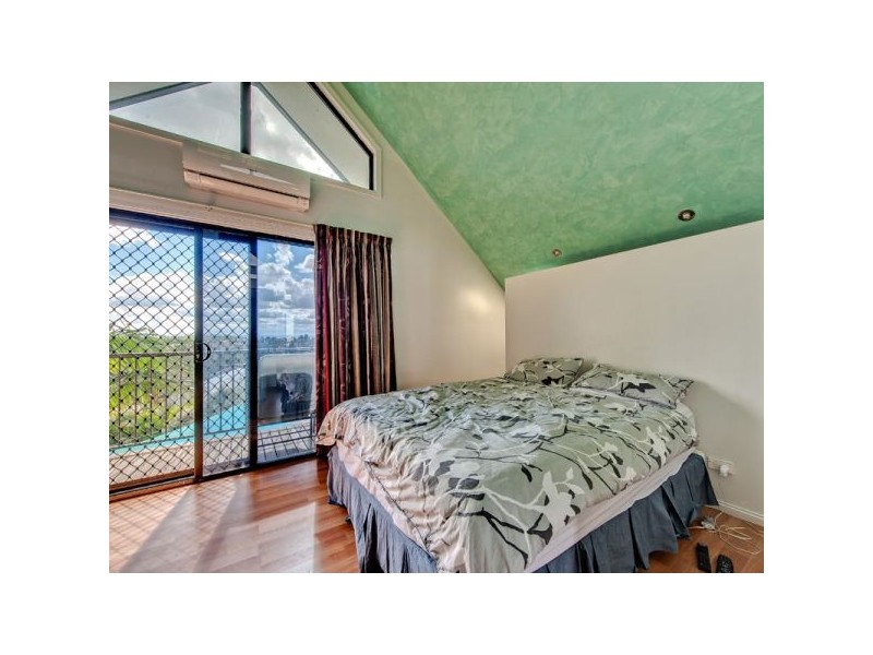 25 Highlands Terrace, Springfield Lakes QLD 4300