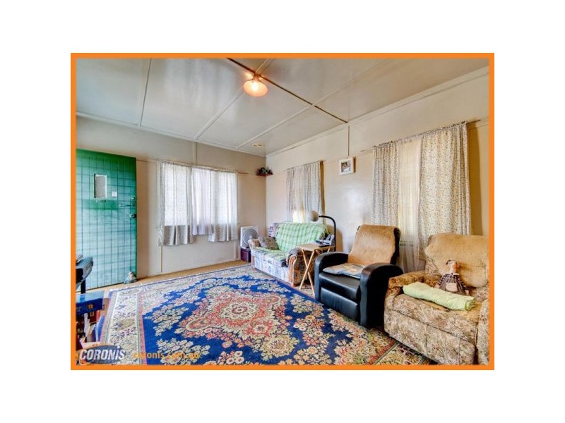 77 Woking Street, Keperra QLD 4054