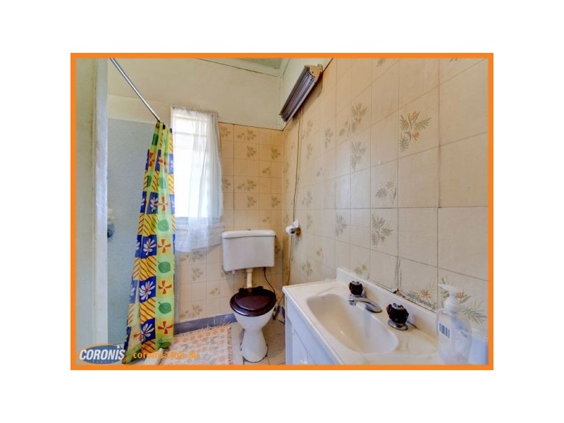 77 Woking Street, Keperra QLD 4054