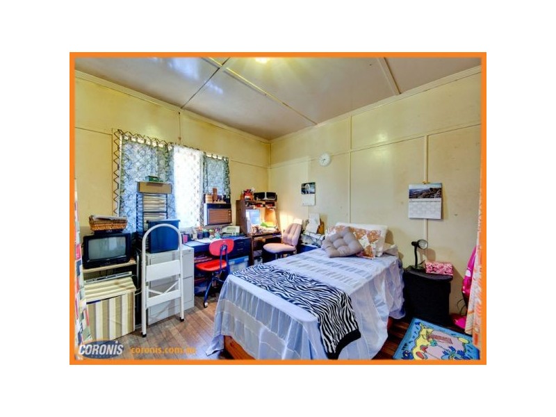 77 Woking Street, Keperra QLD 4054