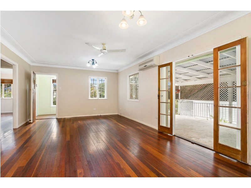 174 Kitchener Road, Kedron QLD 4031