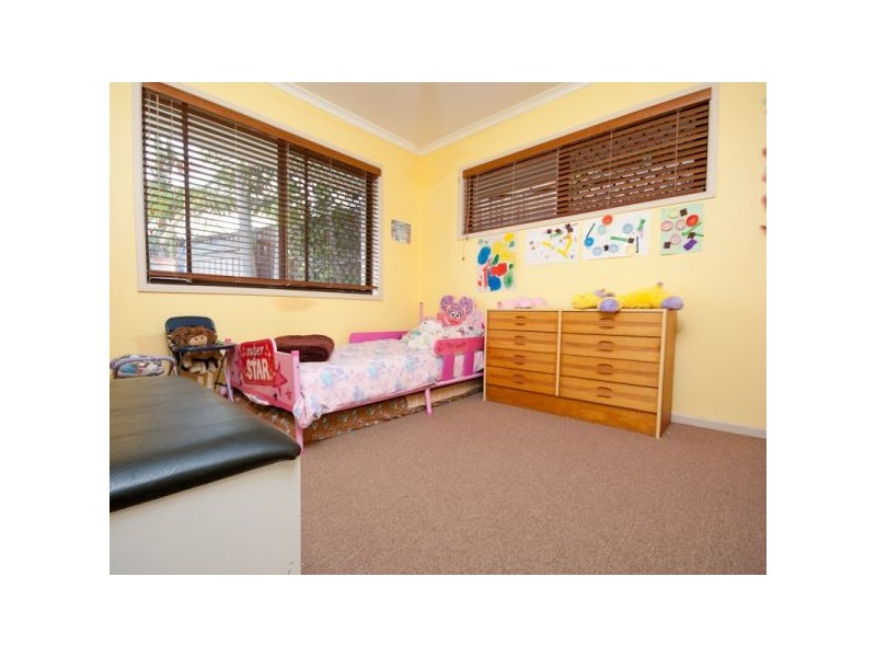 20 Westmoreland Boulevard, Springwood QLD 4127