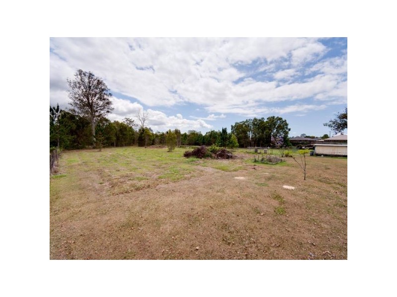 11-13 Baker Street, Bray Park QLD 4500