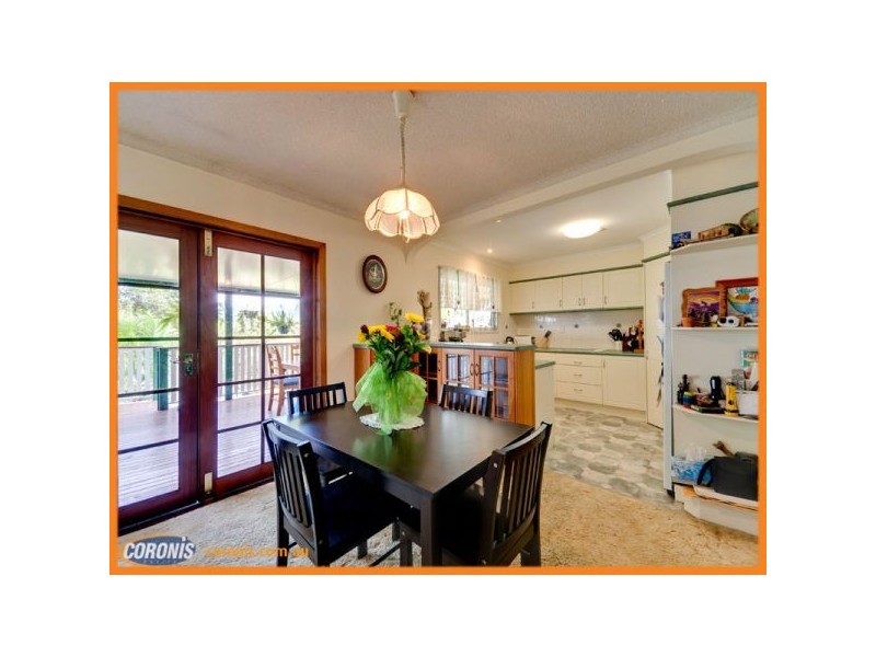 6 Irruka Crescent, Ferny Hills QLD 4055