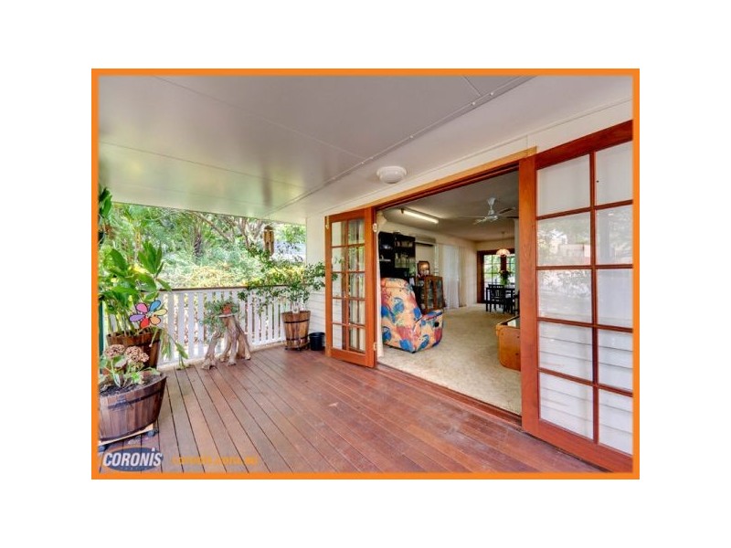 6 Irruka Crescent, Ferny Hills QLD 4055