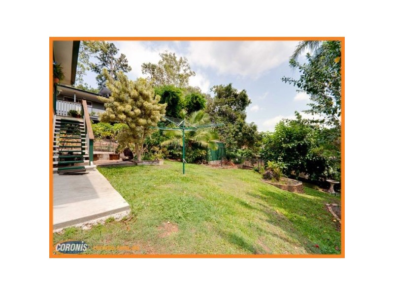 6 Irruka Crescent, Ferny Hills QLD 4055