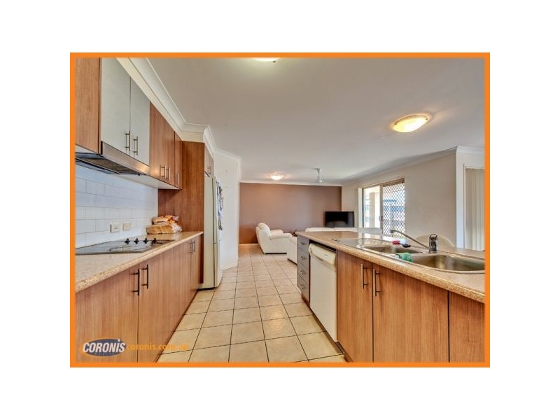 8 Burlington Terrace, Springfield Lakes QLD 4300