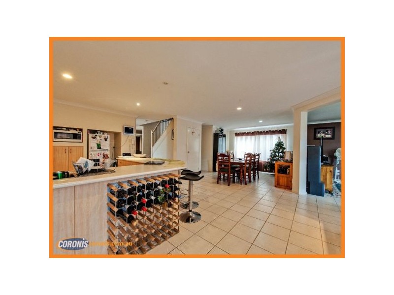 8 Diana Street, Springfield Lakes QLD 4300