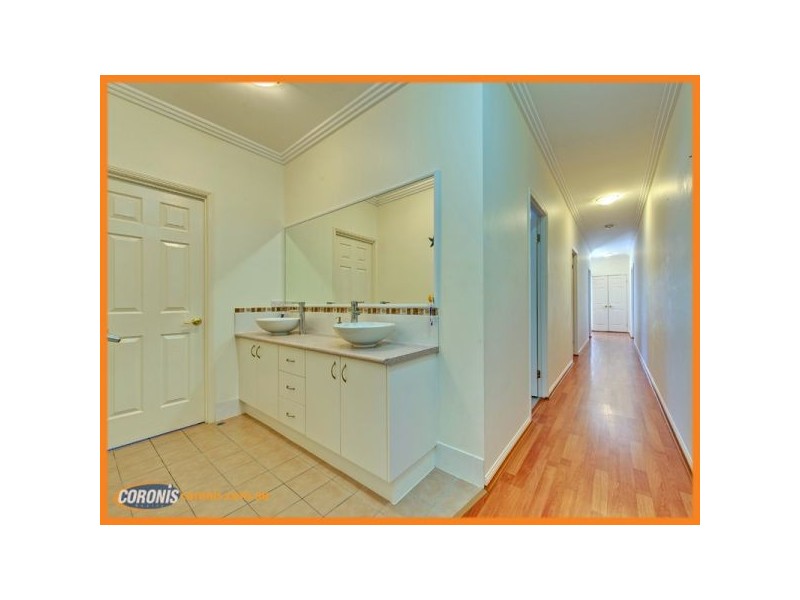 6 Cloudland Court, Springfield QLD 4300