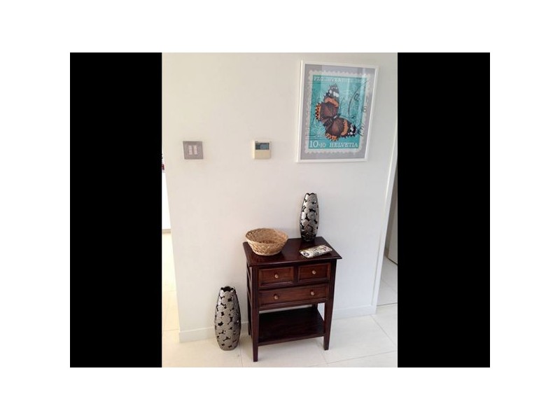 8/90 Wynnum Road, Norman Park QLD 4170