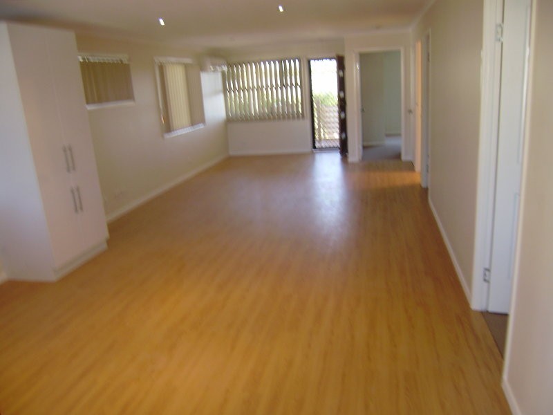 5 Emerald Terrace, Springfield Lakes QLD 4300