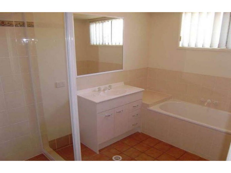 20 Sharpless Road, Springfield QLD 4300