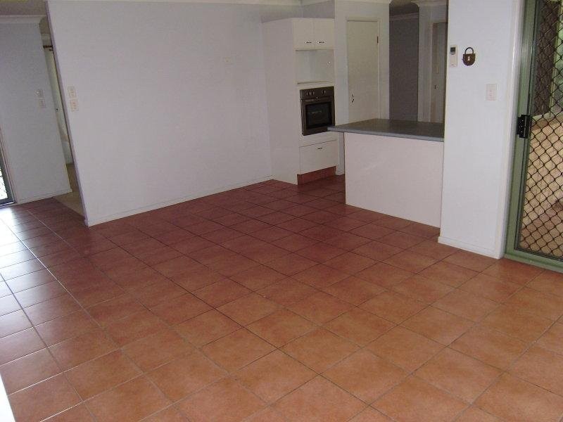 7 Foxglove Court, Springfield QLD 4300