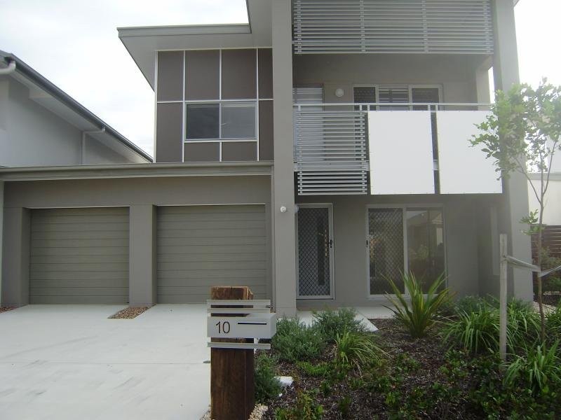 10 Ellerston Avenue, Brookwater QLD 4300