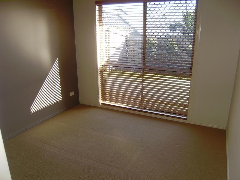 7 Moonbeam Street, Springfield Lakes QLD 4300