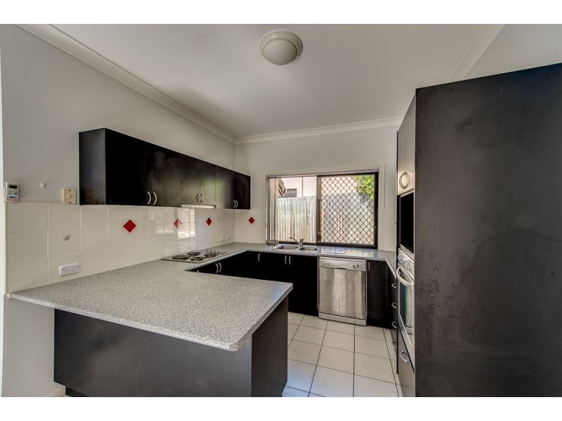 8 Forest Ridge Court, Springfield Lakes QLD 4300