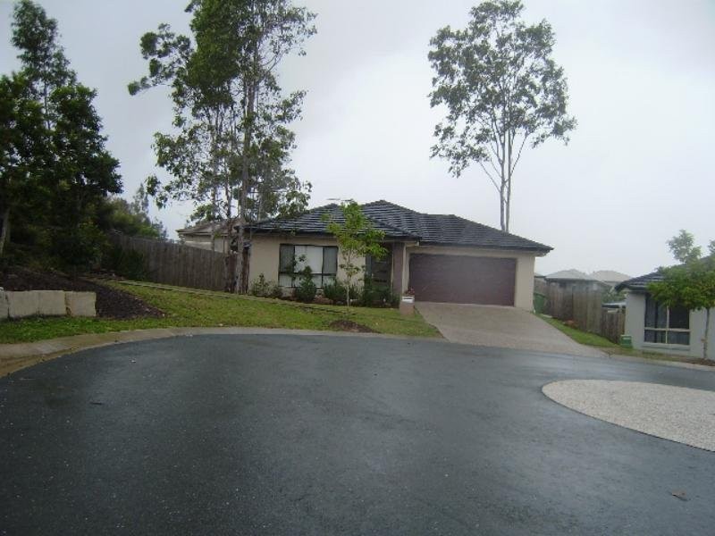 21 Ovals Terrace, Springfield Lakes QLD 4300