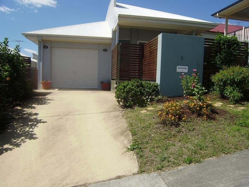 3 Pinnacle Close, Springfield Lakes QLD 4300