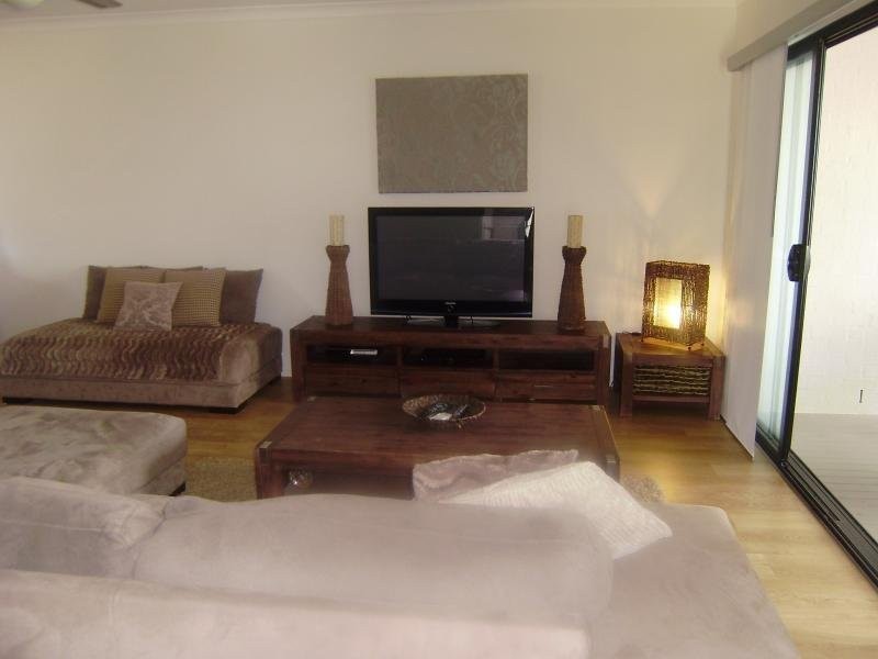 1 Kondalila Crescent, Springfield Lakes QLD 4300