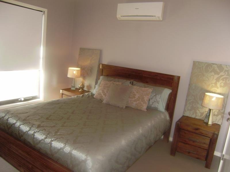 1 Kondalila Crescent, Springfield Lakes QLD 4300