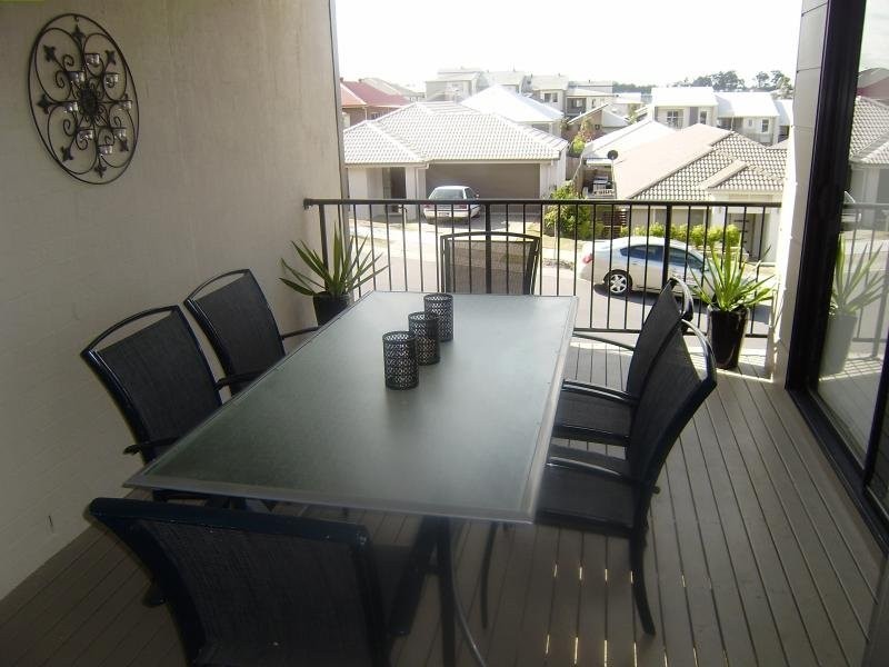 1 Kondalila Crescent, Springfield Lakes QLD 4300