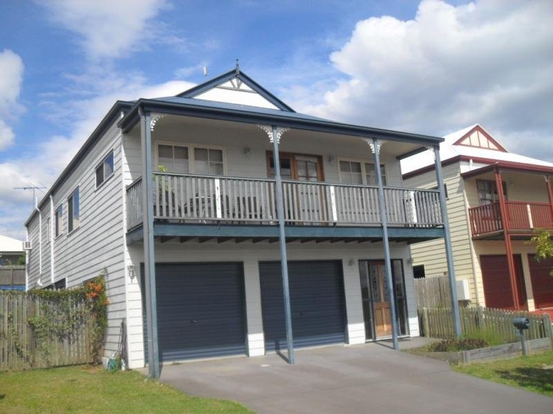 4 Greenwood St, Springfield Lakes QLD 4300