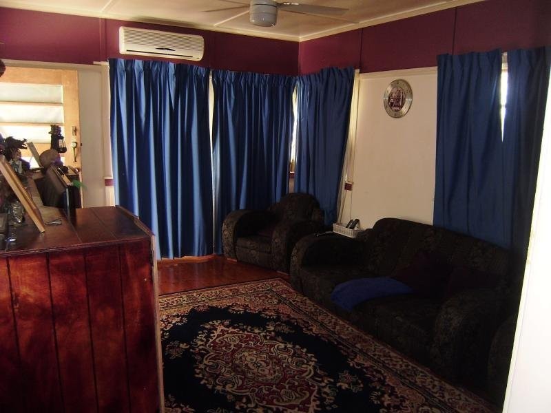 14 Stocks  Lane, Walloon QLD 4306