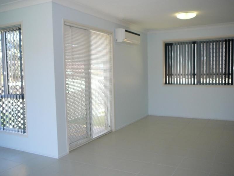 31 Maclean  Dr, Boronia Heights QLD 4124