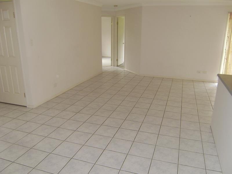 9 boodie Cl, Doolandella QLD 4077