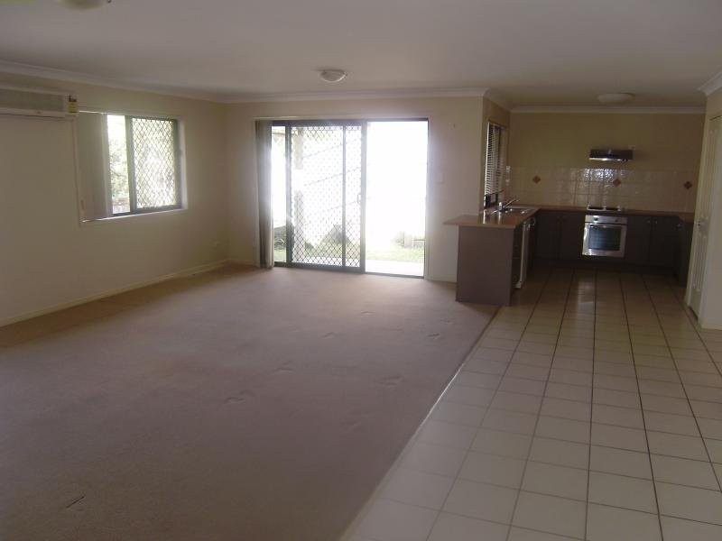 1 Birdwing Ct, Springfield Lakes QLD 4300