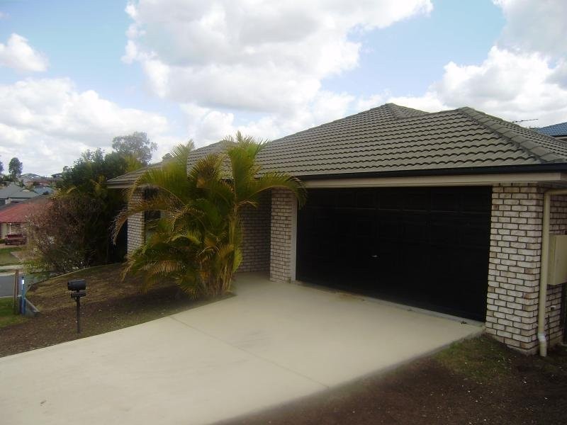 1 Birdwing Ct, Springfield Lakes QLD 4300