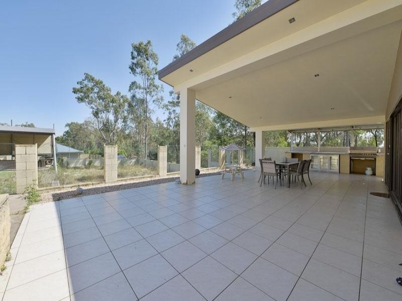 8 Eugene St, Bellbird Park QLD 4300